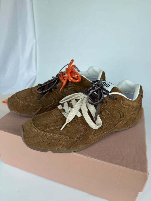 Adidasi miu miu new balance piele intoarsa