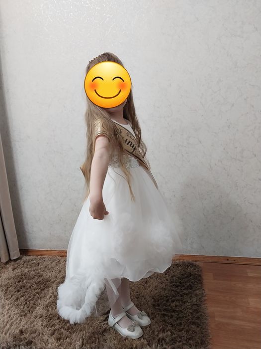 Продам белое платье