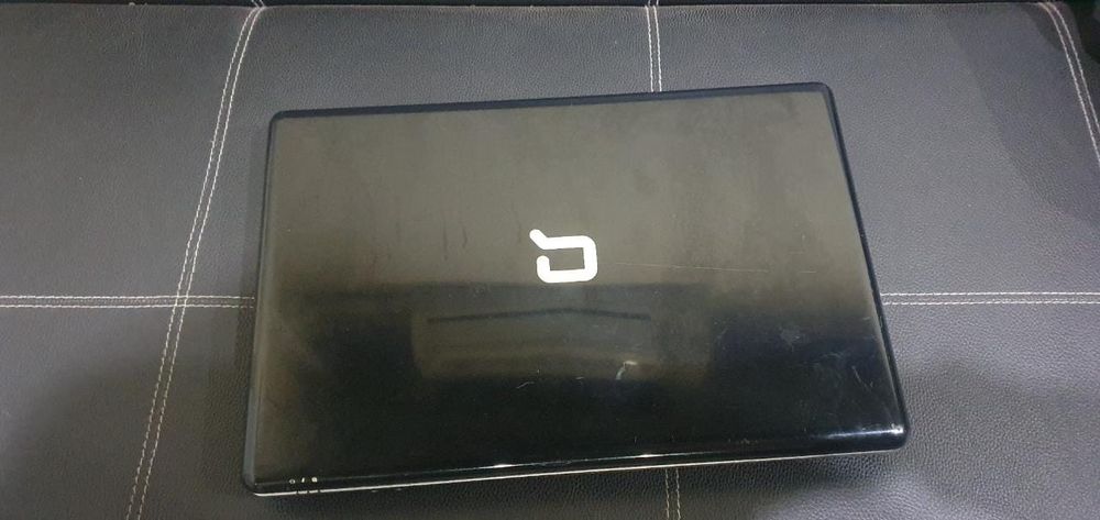 Продам офисный ноутбук hp compaq