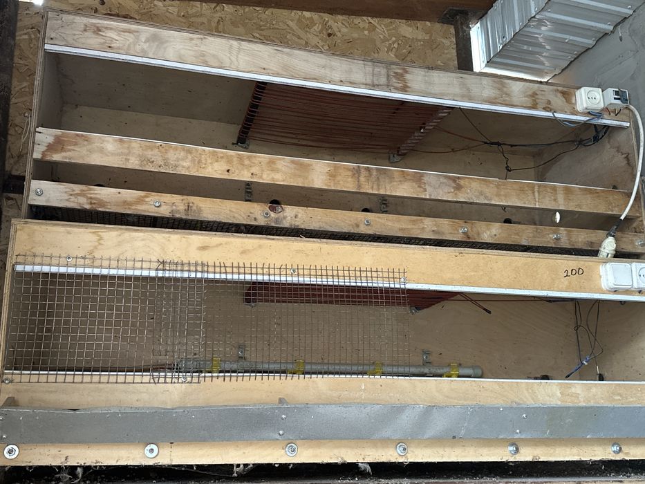 Құс қора жабдықтары