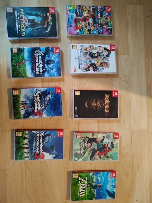 Nintendo Switch OLED Zelda Tears of the Kingdom Edition + 9 игри + аксесоари