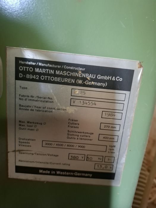 Masina industriala de frezat MARTIN T25 cu diverse accesorii