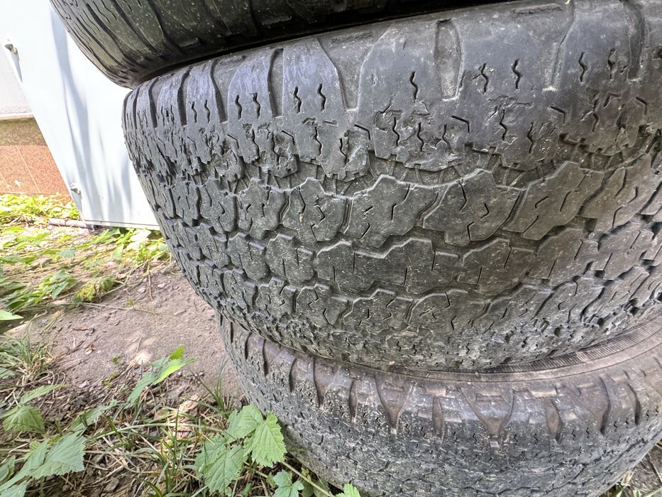 Резина Goodyear 255 60 r20