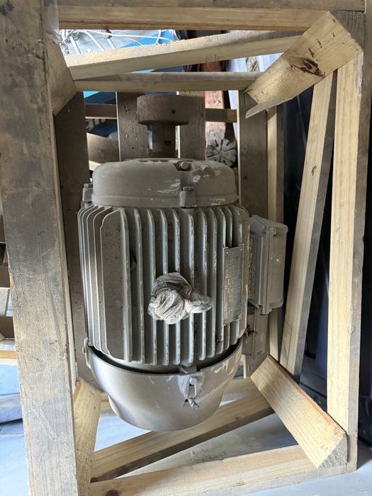 Vand motoare electrice 22kw