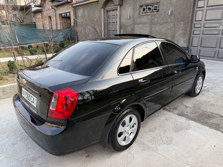 Qora gentra, 2023 yil, 30.000 probeg, 8 oy tonirovka, kraska toza