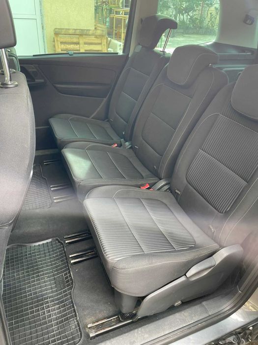 Vand VW-  2.0  - 7 Locuri -170CP consum 5-6%