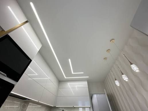 Натяжной потолок  Натяжные потолки