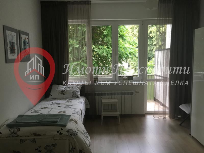 Дава се под наем Четиристаен апартамент в София, Център - 130 кв.м за 1450 € - Снимка #6