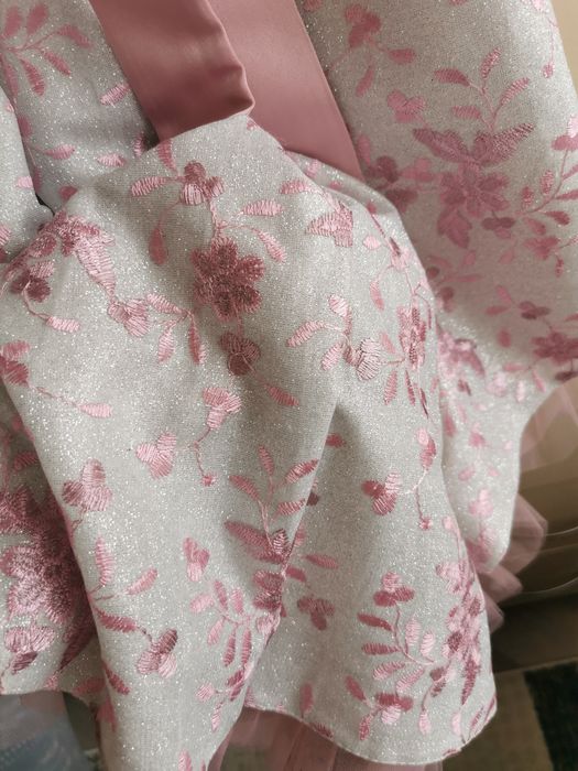 Платье вечернее для девочки  размер 130