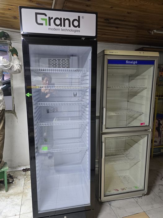 Холодильники продам