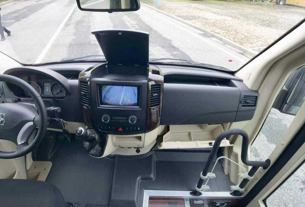 ASIA STAR VIP — turistik mikroavtobus.