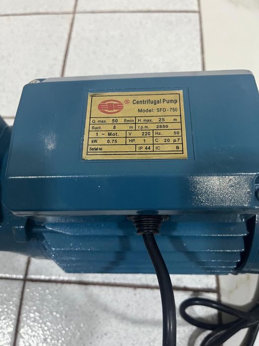 Насос водяной новый помпа