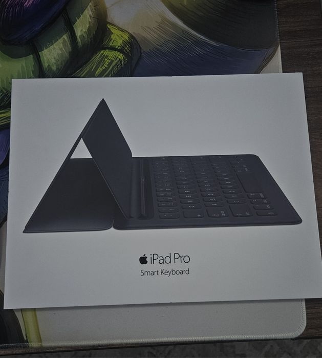 Apple Ipad Folio keyboard and Magic keyboard Original