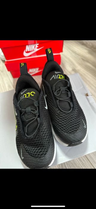 Детски маратонки Nike 270