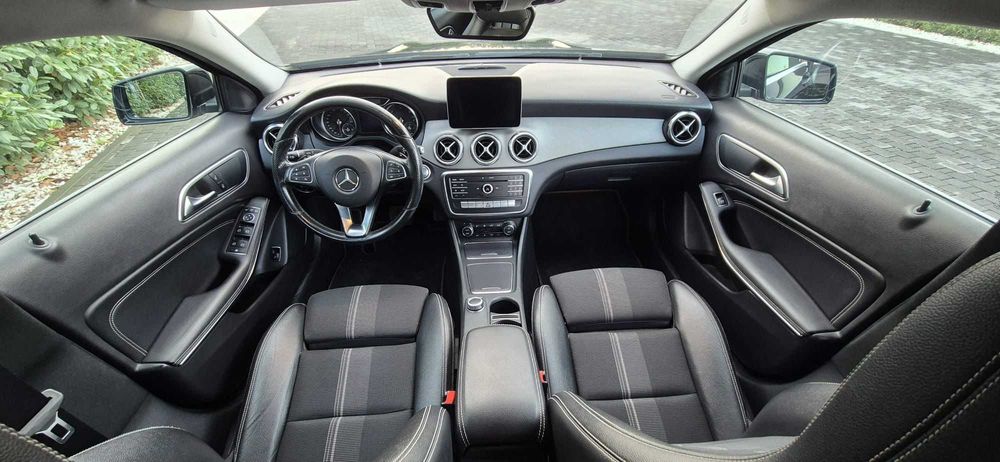 Mercedes Benz GLA 200D/136Cp/Automata 7G/Euro6