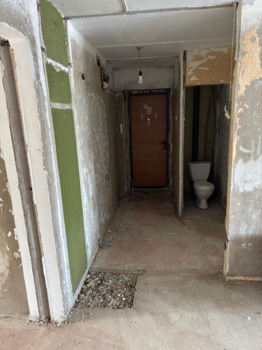 Продам двухкомнатную