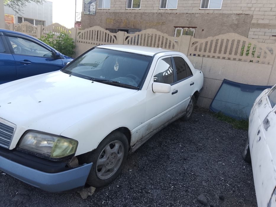 Продам Мерседес C 200