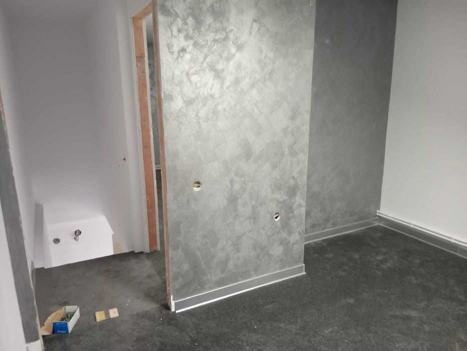Vând apartament cu două dormitoare