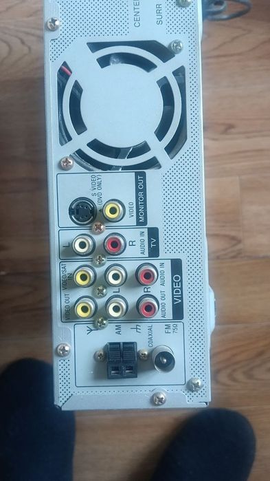 Dvd player с колонками (кинотеатр)