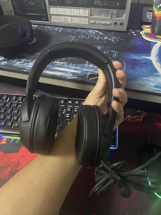 Vand casti razer gaming