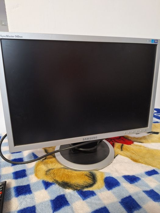 Vând PC Dell în stare foarte bună