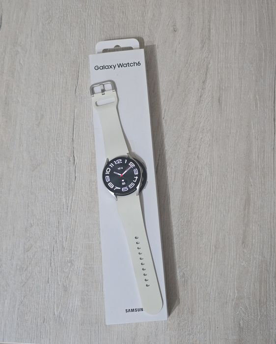 Часы samsung galaxy watch 6