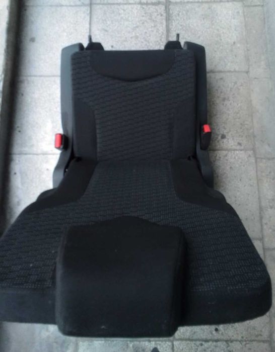 Peugeot 308SW/6+1 места