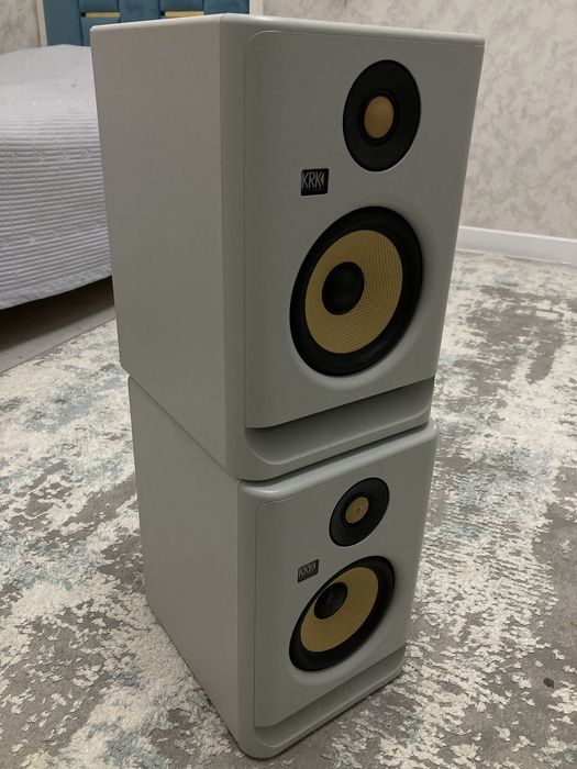 Студийные мониторы KRK ROKIT5 G4