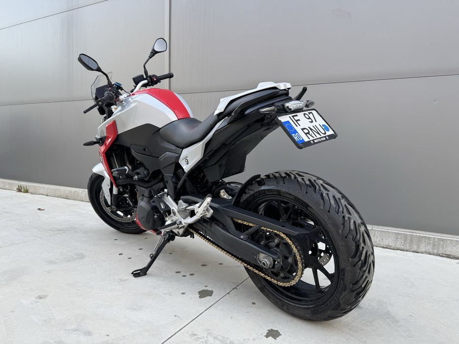 BMW F900r 2021 isi cauta un nou proprietar!