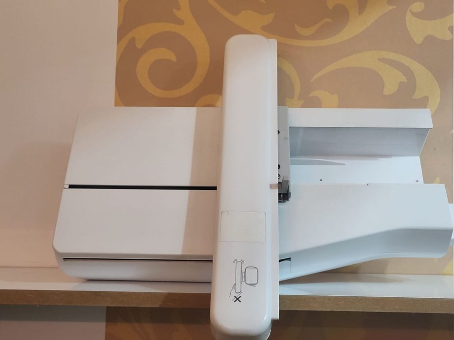 Brother Innov-is V3  maşină de brodat