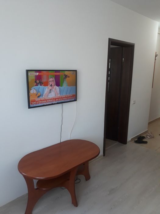 Închiriez garsonieră