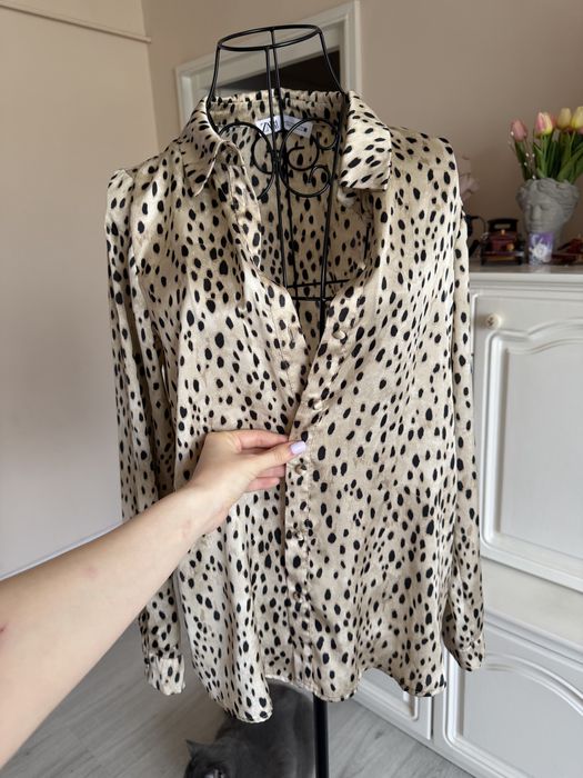 Camasa Zara XS noua satinata