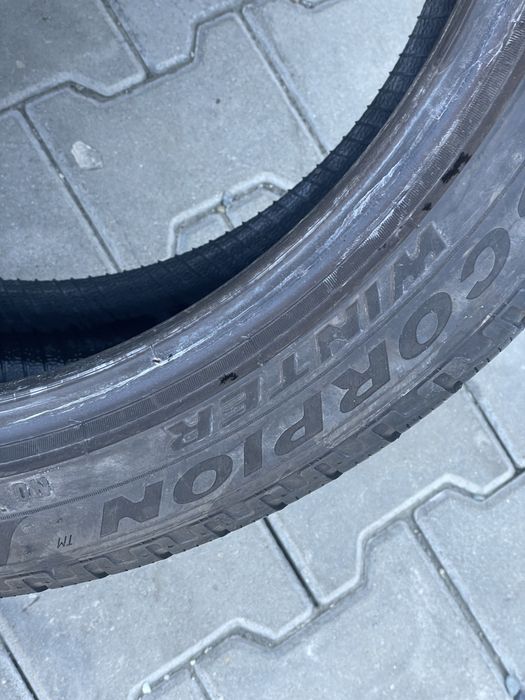 2x 305 35 21 Pirelli Scorpion Winter