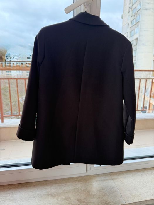 Сако на марката River Island