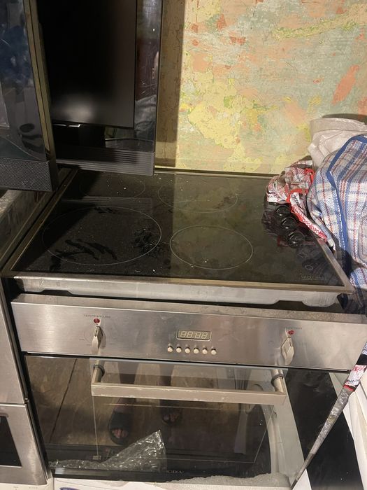 Продавам фурна с котлони