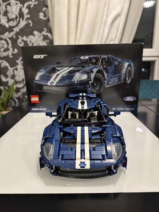 Lego Technic ford GT 42154