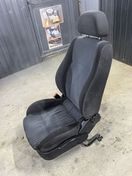 Vand scaun sofer skoda Octavia 1