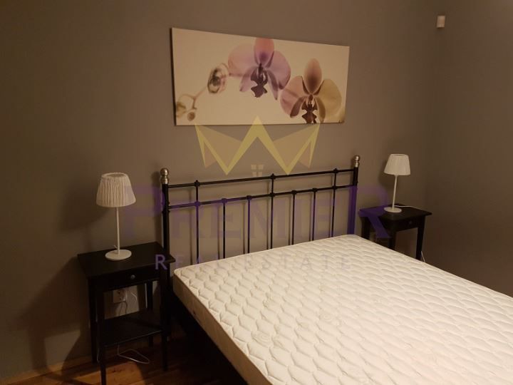 Продава се Тристаен апартамент в София, Център - 100 кв.м за 3000 €/кв.м - Снимка #9