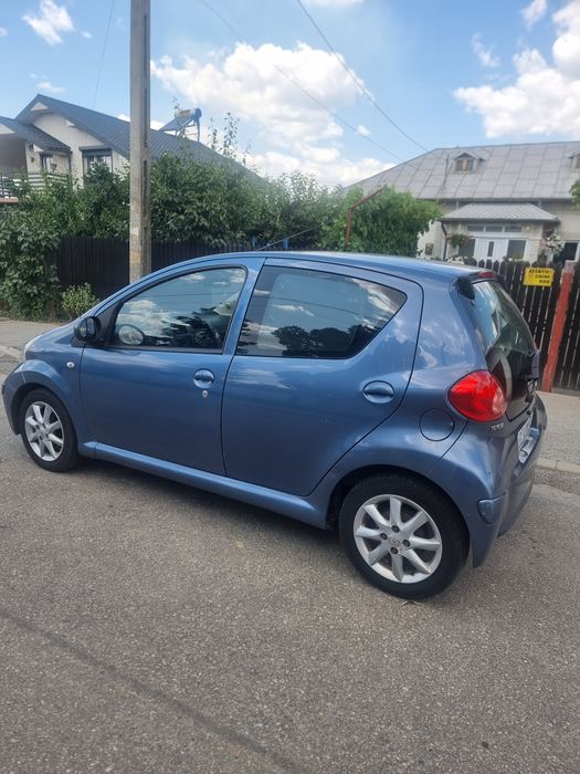 Proprietar vând urgent Toyota Aygo 998 cc