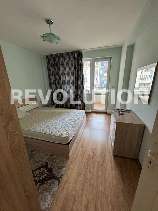 Дава се под наем Тристаен апартамент в Пловдив, Младежки Хълм - 100 кв.м за 500 € - Снимка #4