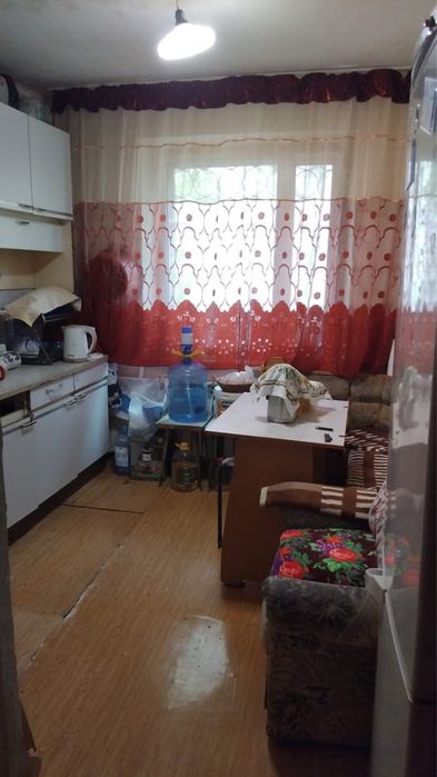 Продаю 2 ком квартира