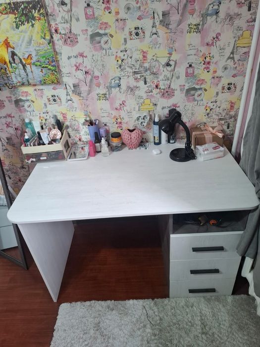 Стол подростковый