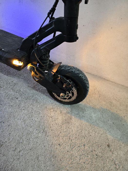 Електрическа тротинетка KUKRIN G2 MASTER