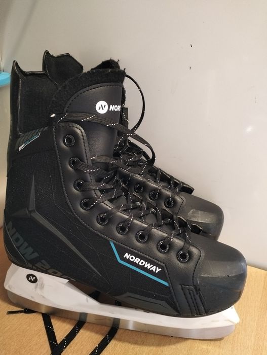 Продам коньки NORDWAY