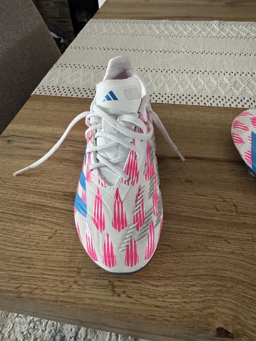 Ghete fotbal Marimea 34 Copii.