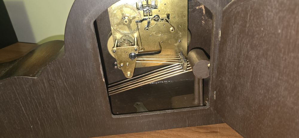 Ceas vintage mecanic cu gong cu 5 tonuri