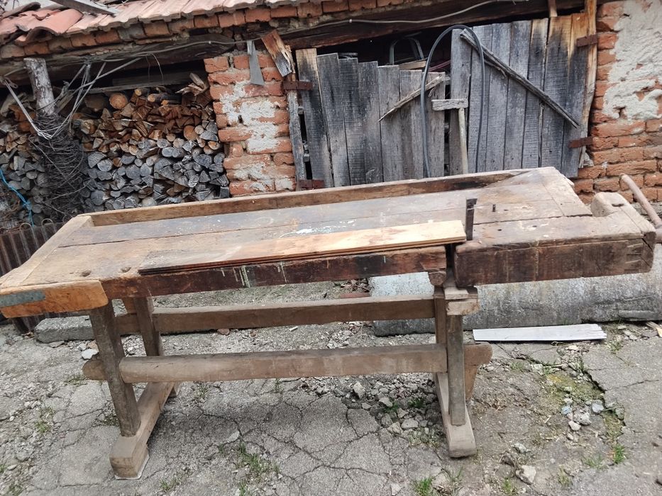 Дърводелски тезгях , цена 250 евро