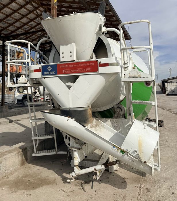 автобетоносмеситель HOWO Бочка новый