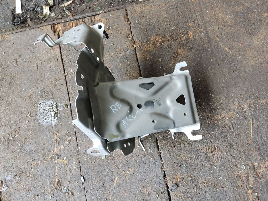 Подставка аккумулятора honda CR-V RE