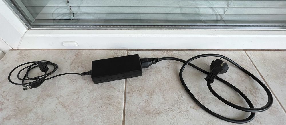 Монитор Philips Moda 23.6” LED